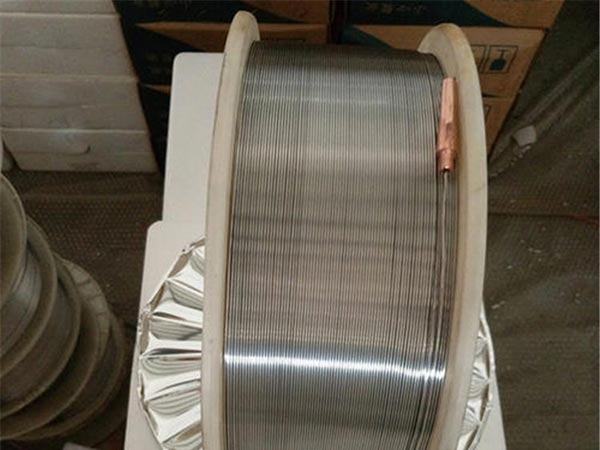 橡塑密炼机耐磨堆焊药芯焊丝